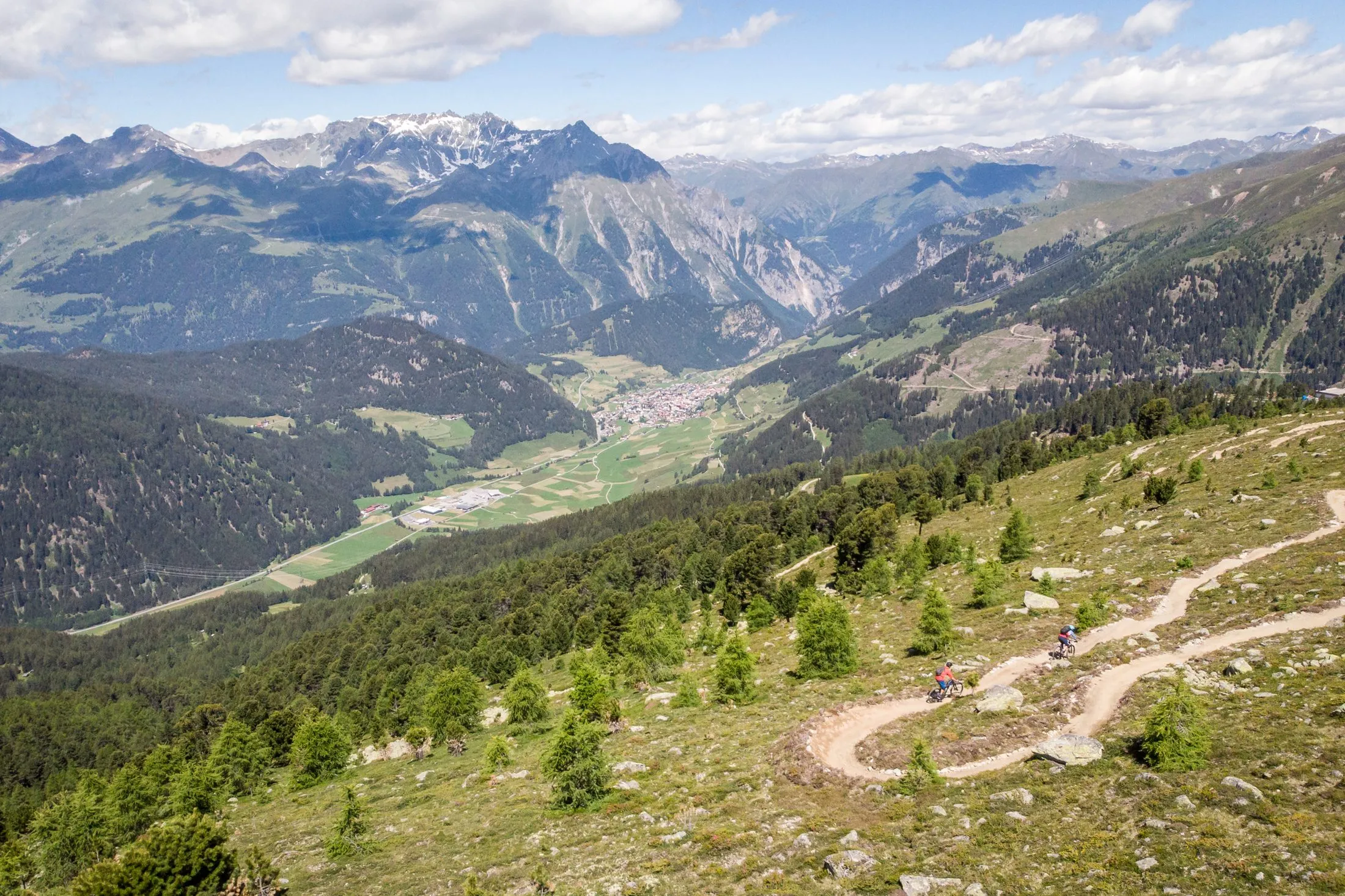 Mountainbiken auf den 3-Länder Enduro Trails bei Nauders